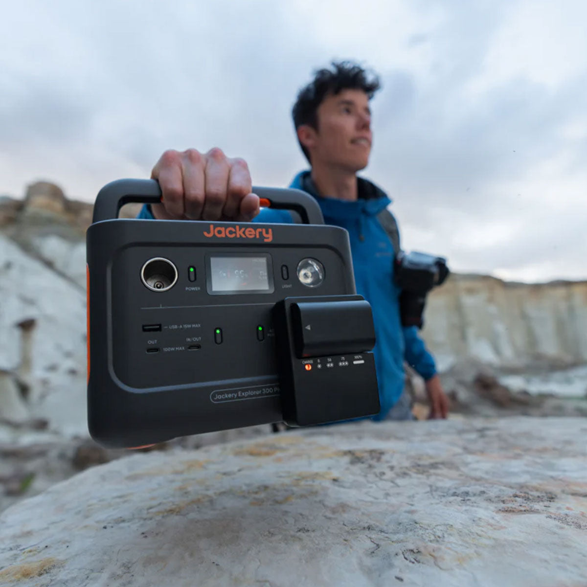 Dr. Tech Puerto Rico - Jackery 300 mini with Panel 40w Kit