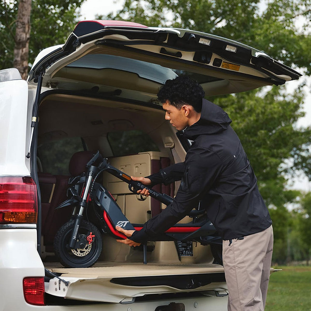 Dr. Tech Puerto Rico - Segway eKickScooter ZT3 Pro